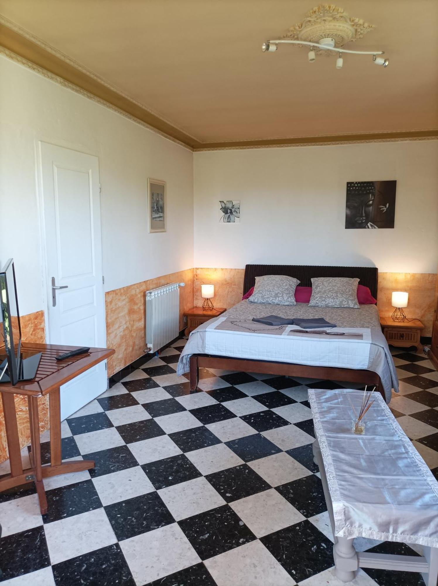 Chambre D'Hotes Les Garrigues Piolenc Buitenkant foto